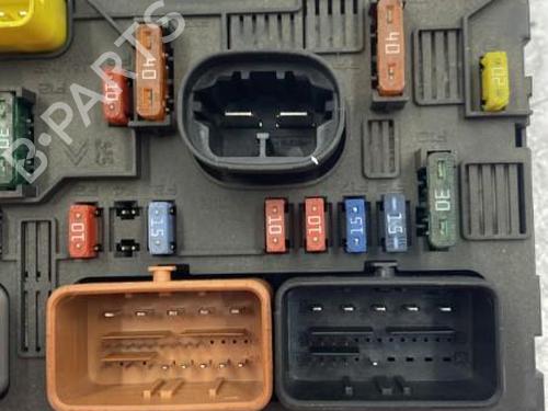 Used Fuse box Fuse box PEUGEOT 307 Break (3E) 2.0 HDi 135 (136 hp) 22838261 22838261