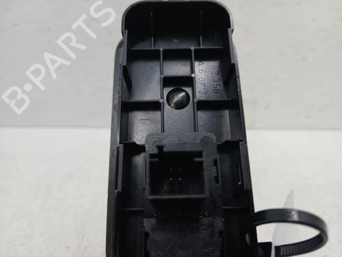 Used Right front window switch Right front window switch CITROËN C5 III (RD_) [2008-2017] 30973577 30973577