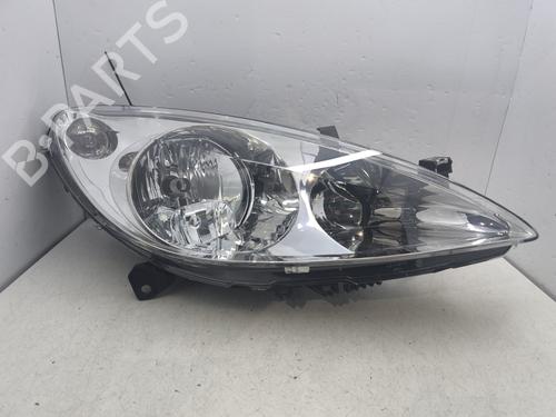 Used Right headlight PEUGEOT 307 (3A/C) 1.6 16V (109 hp) 30701103