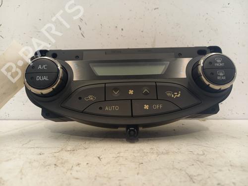 Used Climate control TOYOTA YARIS (_P13_) 1.3 (NSP130_, NSP130) (99 hp) 24636836