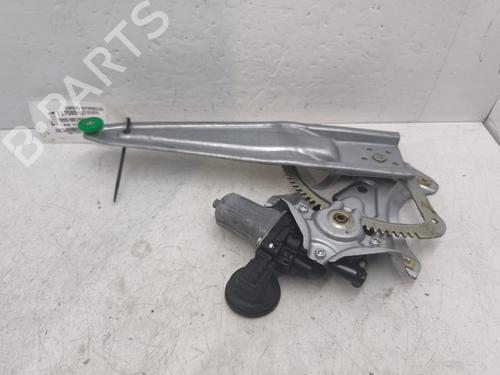 Lève-vitre arrière droit TOYOTA YARIS (_P13_) 1.5 (NSP131_) | BP30904862C25