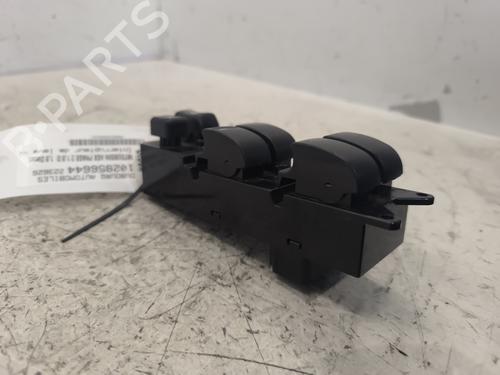 switch-mitsubishi-asx-ga_w_-2009-24348044 main image