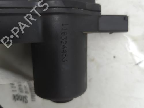 electric-handbrake-audi-a4-b8-8k2-2007-2008-2009-2010-2011-2012-2013-2014-2015-2016-2017-28823963 main image