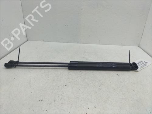 Used Tailgate lift support OPEL CORSA F (P2JO) 1.5 (68) (102 hp) 32228310