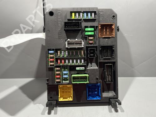 Used Fuse box Fuse box DS DS 4 / DS 4 CROSSBACK (NX_) 1.2 THP 130 (NXHNYM) (130 hp) 28499437 28499437