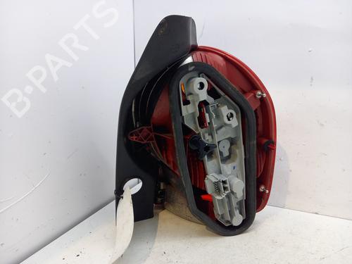 Lampa tylna lewa RENAULT MODUS / GRAND MODUS (F/JP0_) 1.2 (JP0C, JP0K, FP0C, FP0K, FP0P, JP0P, JP0T) 8200655992