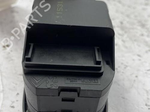 Used Switch PEUGEOT 206 Hatchback (2A/C) 1.1 i (60 hp) 22839790