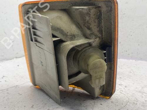 Used Right front indicator Right front indicator VW TRANSPORTER T4 Van (70A, 70H, 7DA, 7DH) 2.4 D Syncro (78 hp) 22814866 22814866