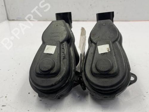 Used Electric handbrake RENAULT SCÉNIC III (JZ0/1_) 1.5 dCi (110 hp) 22839399