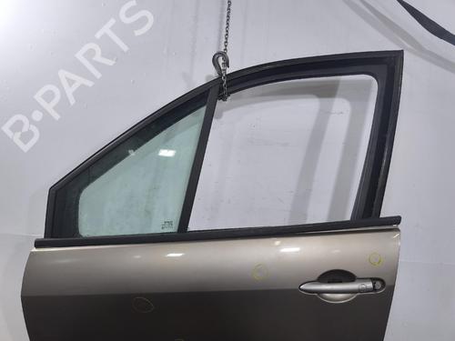 Used Left front door Left front door RENAULT GRAND SCÉNIC II (JM0/1_) 1.9 dCi (JM14) (131 hp) 40077736 40077736