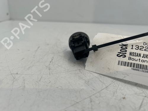 warning-switch-nissan-juke-f15-2010-2011-2012-2013-2014-2015-2016-2017-2018-2019-40054997 main image