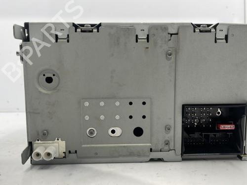 Used Radio VW POLO V (6R1, 6C1) 1.2 (70 hp) 22831658