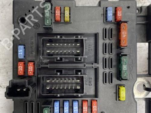 Used Fuse box Fuse box PEUGEOT 307 (3A/C) 1.6 16V (109 hp) 22832284 22832284