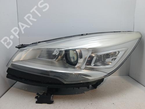 Used Right headlight FORD KUGA II (DM2) 2.0 TDCi 4x4 (163 hp) 30315680
