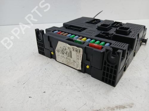 Used Fuse box Fuse box 30526583 30526583