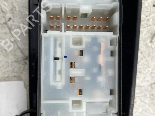 Left front window switch NISSAN NOTE (E12) 1.5 dCi | BP23574168I27 - Image 3