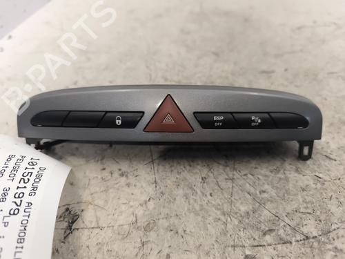 Used Warning switch PEUGEOT 308 SW I (4E_, 4H_) 1.6 HDi (109 hp) 23867077