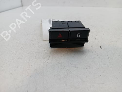 Used Warning switch Warning switch FIAT 500e (332_) Elektro (FA1) (95 hp) 29582156 29582156