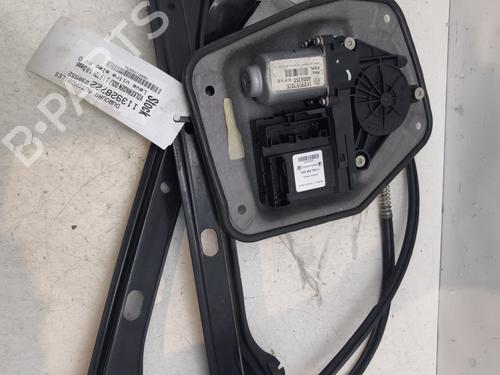 Fensterheber rechts vorne für VW GOLF V (1K1) 1.9 TDI (105 hp) 29700574