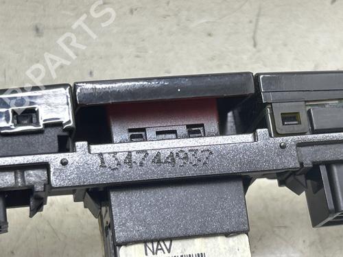 Warning switch HYUNDAI ix35 (LM, EL, ELH) 2.0 CRDi 4WD | BP40609289I22 - Image 3
