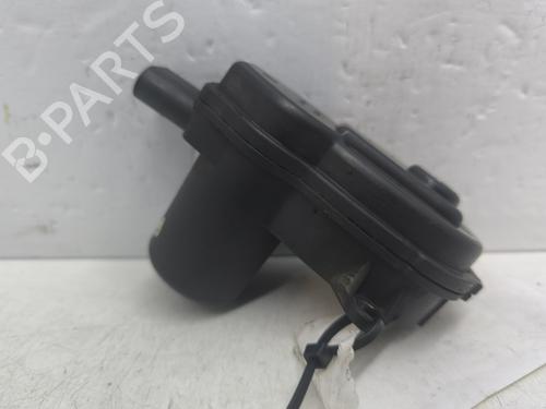 electric-handbrake-audi-a5-convertible-8f7-2009-2010-2011-2012-2013-2014-2015-2016-2017-30650332 main image