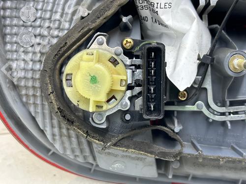 Used Right taillight Right taillight TOYOTA YARIS (_P1_) 1.4 D-4D (NLP10_, NLP10R) (75 hp) 35937030 35937030