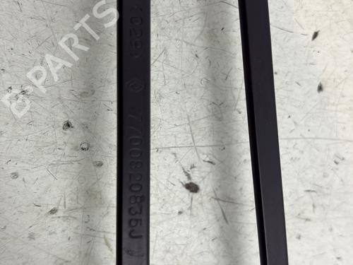 Used Front windshield wiper arm Front windshield wiper arm RENAULT TWINGO I (C06_) 1.2 (C066, C068) (58 hp) 34453471 34453471