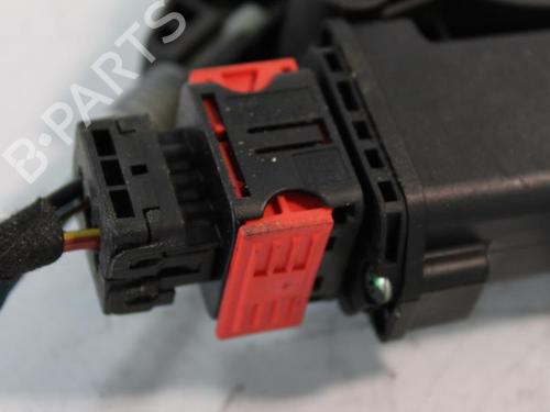 Used Front left window mechanism Front left window mechanism OPEL CORSA D (S07) 1.3 CDTI (L08, L68) (75 hp) 22813405 22813405