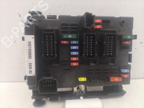 Used Fuse box PEUGEOT 206 Hatchback (2A/C) 1.4 HDi eco 70 (68 hp) 23254967