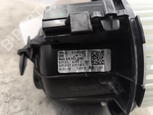 Used Heater blower motor Heater blower motor PEUGEOT 208 II (UB_, UP_, UW_, UJ_) e-208 (136 hp) 24032688 24032688