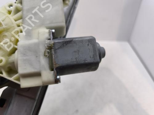 Front right window mechanism PEUGEOT 3008 I MPV (0U_) 1.6 HDi | BP30184414C23