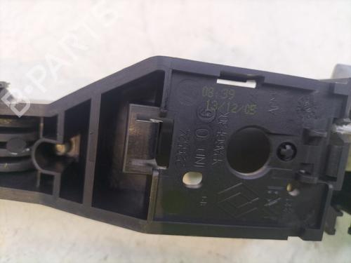 Klamka zewnętrzna drzwi tylnych lewych RENAULT CLIO III (BR0/1, CR0/1) 1.4 16V | BP27989681C130 