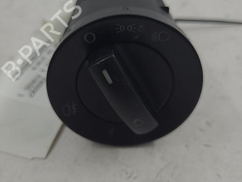 Used Headlight switch VW POLO (9N_, 9A_) 1.9 SDI (64 hp) 22821995