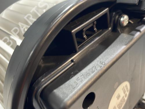 Heater blower motor TOYOTA YARIS (_P21_, _PA1_, _PH1_) 1.5 Hybrid (MXPH10, MXPH11) | BP30683228M62 