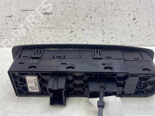 Used Left front window switch RENAULT MEGANE IV Hatchback (B9A/M/N_) 1.2 TCe 100 (B9MS) (100 hp) 28824158
