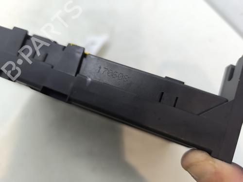 Fuse box PEUGEOT 407 (6D_) 2.2 HDi 170 (6D4HTH) | BP28156687E1 