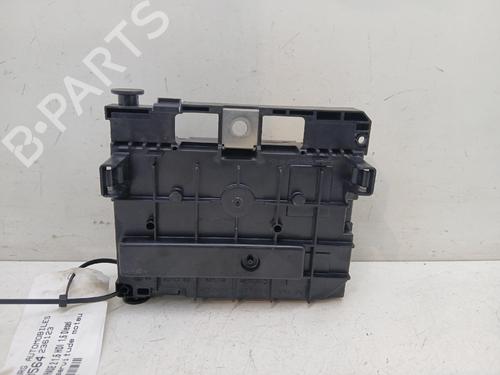 Used Fuse box Fuse box 38008993 38008993