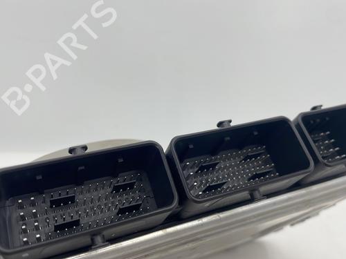 engine-control-unit-ecu-renault-clio-v-b7_-2019-30745027 main image