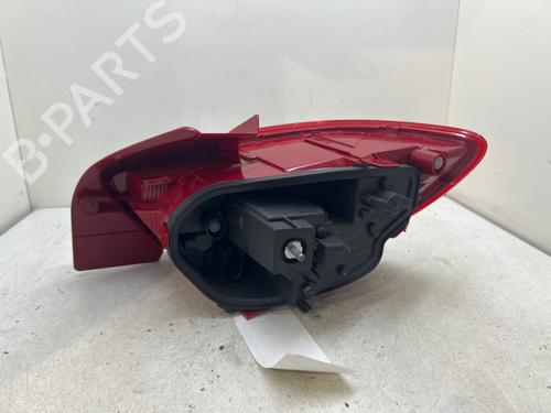 Used Left taillight Left taillight 37032122 37032122