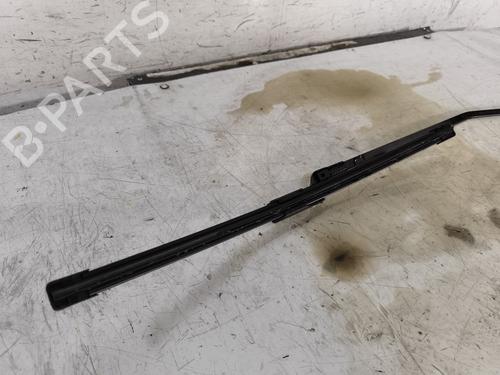 front-windshield-wiper-arm-renault-trafic-iii-van-fg_-2014-25700493 main image