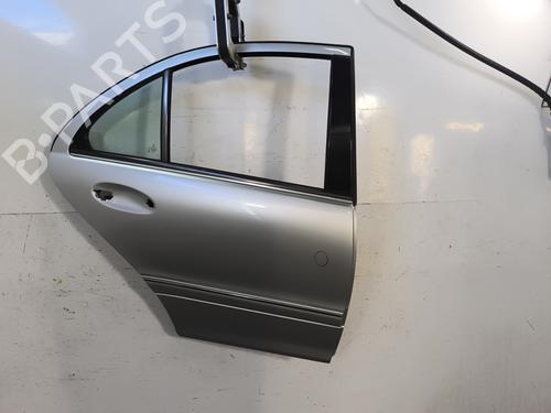 Right rear door MERCEDES-BENZ C-CLASS (W203) C 200 CDI (203.007) 2037300805