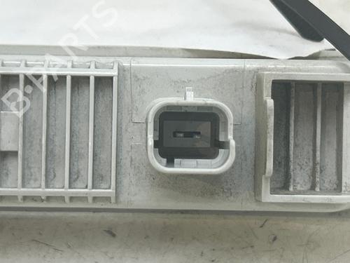 Used Left daytime light Left daytime light 37155944 37155944