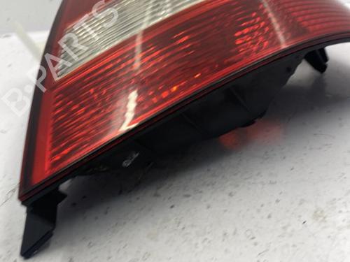 Right taillight KIA SORENTO I (JC) 2.5 CRDi 4WD | BP22844876C35 