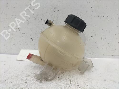 Expansion tank PEUGEOT 3008 II SUV (MC_, MR_, MJ_, M4_) 1.2 THP/ PureTech 130 (MRHNSM, MRHNSU, MRHNSJ, MRHNYW,... | BP25602961C120