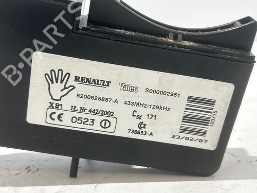 card-reader-renault-espace-iv-jk01_-2002-39584767 main image