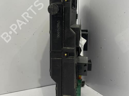 Used Fuse box PEUGEOT 206 Hatchback (2A/C) 1.4 HDi eco 70 (68 hp) 22830575