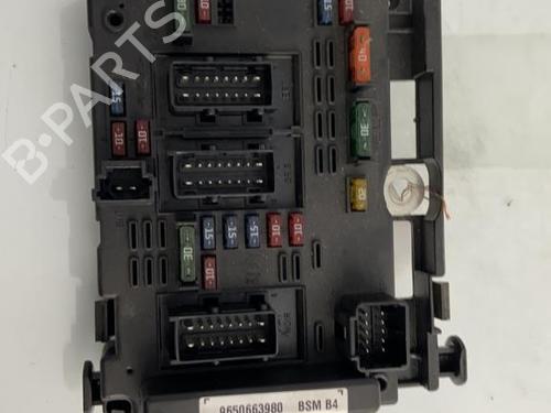 Used Fuse box PEUGEOT 206 Hatchback (2A/C) 1.4 HDi eco 70 (68 hp) 22815208
