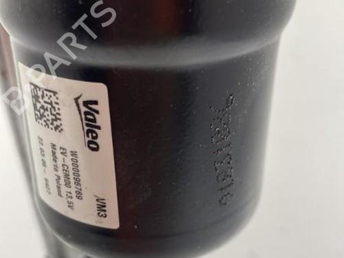 Used Front wiper motor PEUGEOT 208 II (UB_, UP_, UW_, UJ_) 1.2 PureTech 75 (75 hp) 24445629