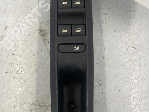 Used Switch CITROËN C4 II (NC_) 1.6 HDi 90 (92 hp) 22829657