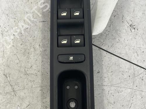 Used Switch Switch PEUGEOT 407 (6D_) 1.6 HDi 110 (6D9HZC, 6D9HYC) (109 hp) 22828364 22828364